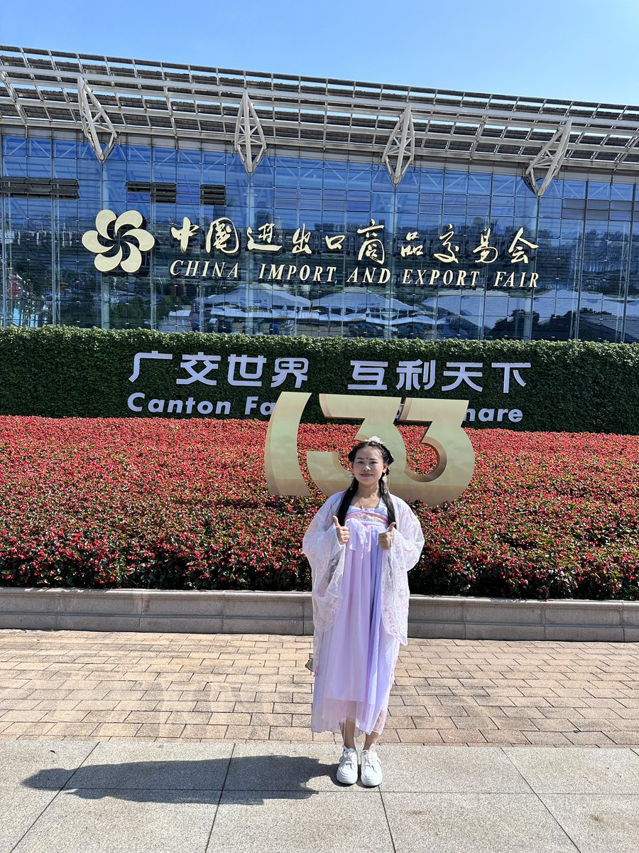 js_slate's tweet image. Excuse me, did anyone see my unique fairy at the Canton Fair?