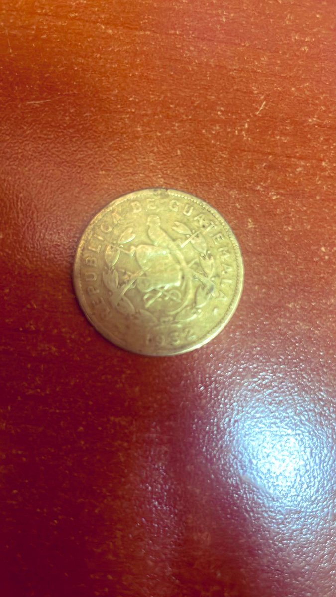 Heber93869's tweet photo. @LesliNoemi Dos Centavos de quetzal de 1932... https://t.co/A0JEVKsj4c