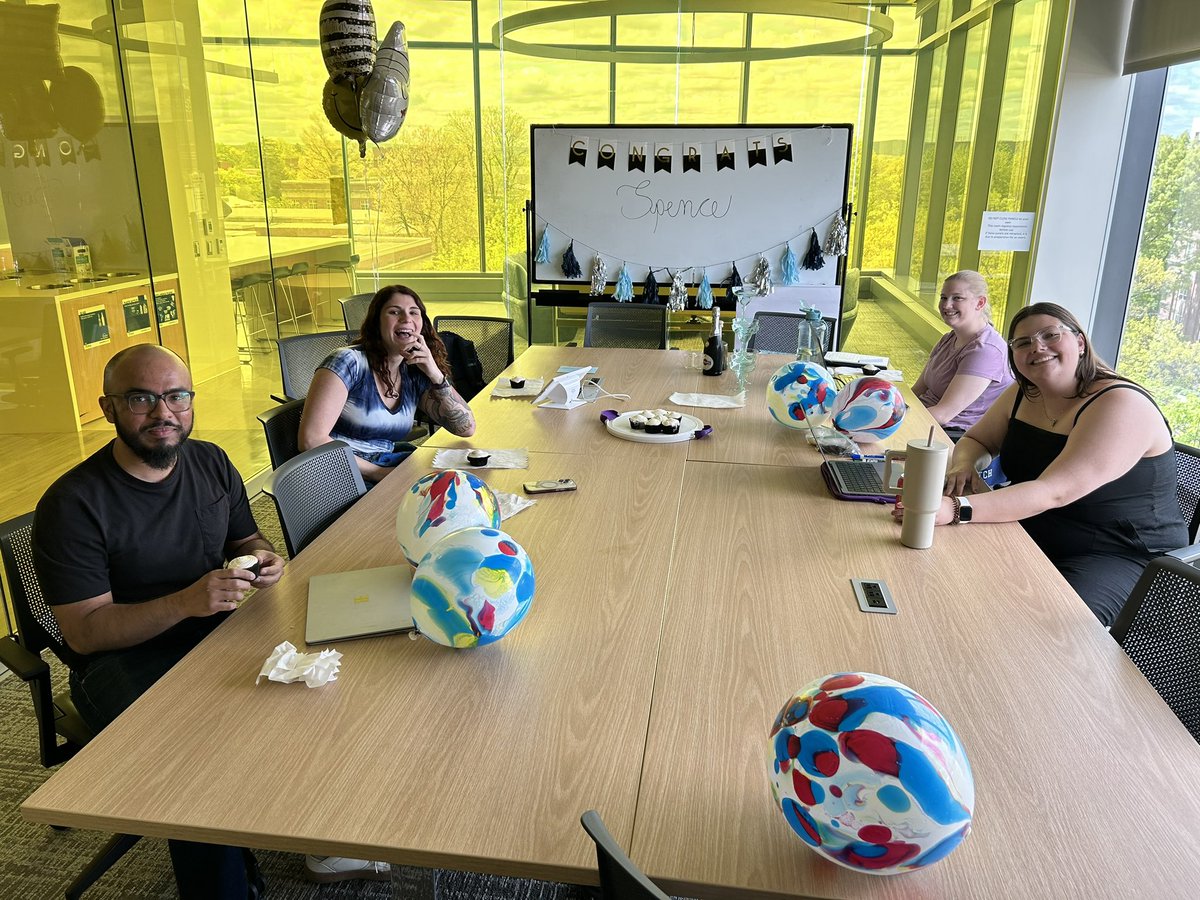 Spencer Szczesny (@spence_sz3) on Twitter photo This was the scene at todayās ālab meetingā for which my grad students prepared a celebration for my tenure announcement. So grateful to have the opportunity to do great science with even better people! <a href="/krishna1996/">Krishna Pedaprolu</a> <a href="/paschall_lauren/">Lauren Paschall</a> <a href="/mcanonicco/">Maria Laura Canonicco</a> and Maggs. š This was the scene at todayās ālab meetingā for which my grad students prepared a celebration for my tenure announcement. So grateful to have the opportunity to do great science with even better people! <a href="/krishna1996/">Krishna Pedaprolu</a> <a href="/paschall_lauren/">Lauren Paschall</a> <a href="/mcanonicco/">Maria Laura Canonicco</a> and Maggs. š