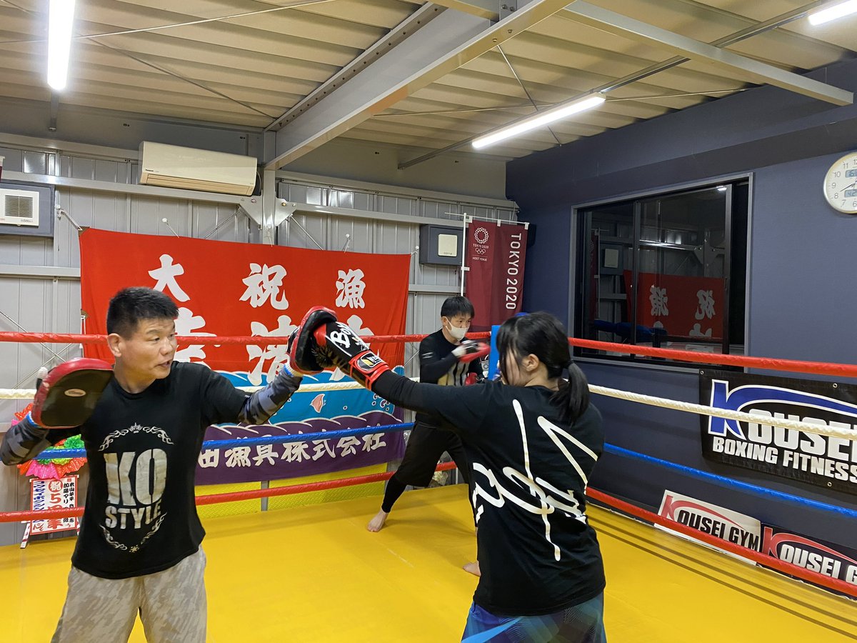 kouseigym's tweet photo. 全集中で頑張る👊
ジムではダイエット・ボディーメイク目的の方々も多数通われています。
#コウセイボクシングジム
#チケット会員さん大募集
#ストレス発散
#脂肪燃焼
#有酸素運動
#無酸素運動
#ダイエット
#老若男女
#千葉県
#スポーツジム
#ボクシングジム
#南房総
#館山市
#鴨川市
#鋸南町 https://t.co/z62O0IPMjc