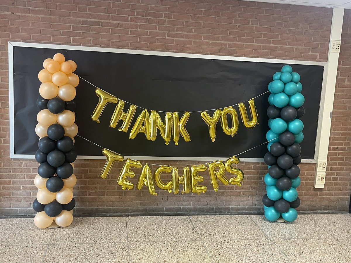 MrsAbles_DES's tweet photo. Day 1 of Teacher Appreciation Week. Thank you to our community partners Union Bethel Church for a delicious continental breakfast for our “Owlmazing” teachers @Church_Lane_ES   We appreciate your partnership!! https://t.co/942R0ovDxj