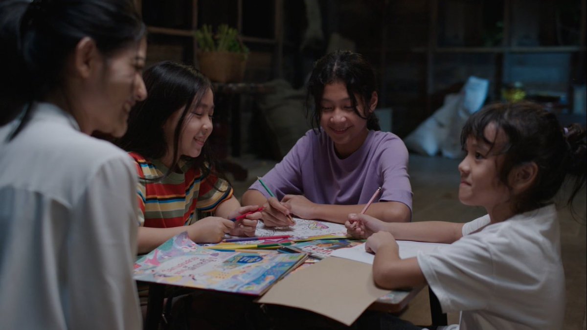 FanLakornTPBS's tweet photo. (1/3) ภาพโปรโมทชุดแรก #สืบสวนสำนวนรัก มาแล้ว
ถึงเวลาทนายสาวตัวแม่ ตัวมัม ตัวสูตินรี ออกโรงดับเครื่องชน !
เปิดเคสแรกก็เจองานใหญ่ เด็กหญิงชาวม้ง อายุไม่ถึง 18 โดนพ่อแม่บังคับแต่งงาน 😱
อย่าพลาด EP แรก 21 พ.ค. นี้ 20.15 น. หลังข่าวค่ำ #ThaiPBS
#InvestigationofLove
#TVThunderSeries https://t.co/4lmS5ek1kZ