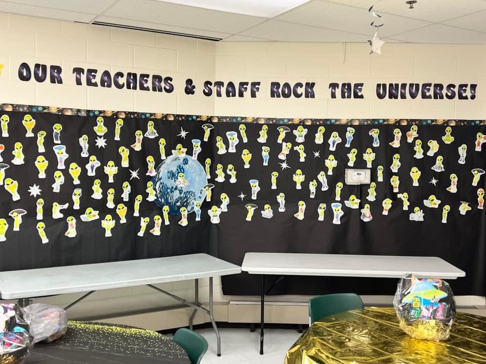 mrs_tack's tweet photo. It’s Staff Appreciation Week! We are truly grateful for our amazing AUGS staff! #wintheday #D34ALLin https://t.co/I68eFyxfdp