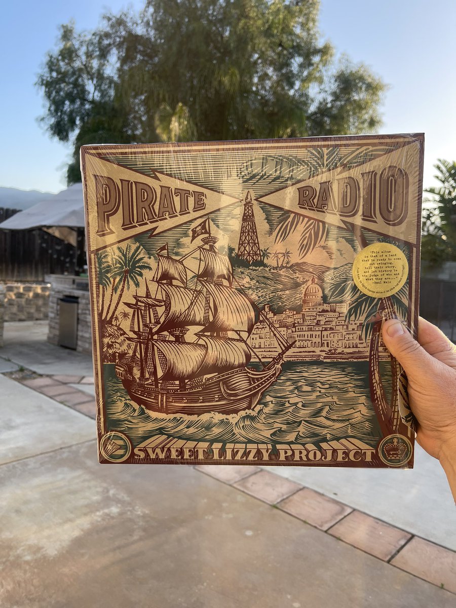 simonjaxx's tweet image. Got my vinyl thanks @SweetLizzyProj