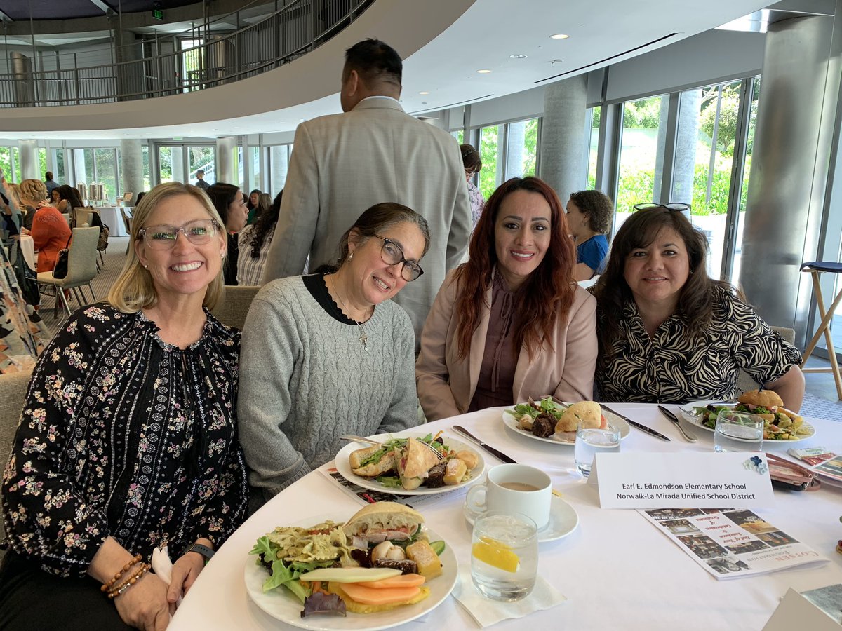 Congratulations to the COTSEN graduates from Dolland and Sanchez Elementary! It was a wonderful event celebrating with current fellows/mentors &amp; alumni. It’s an honor to be part of this inspiring group of life long learners! #nlmusd <a href="/kristinecvar/">Dr. Kristine Cvar</a> <a href="/sanchezdragons/">Sanchez Elementary</a> <a href="/dollandhuskies/">Dolland Elementary</a>