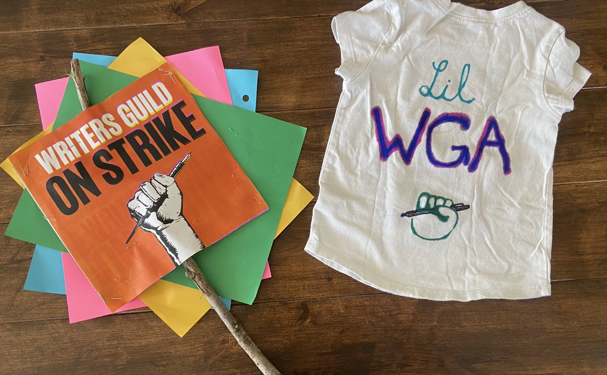 Thanks to all the littles for the support on the picket line today 🥰✊💪🏽#WGAmoms #WGAfamily #WritersGuildStrike #UnionStrong