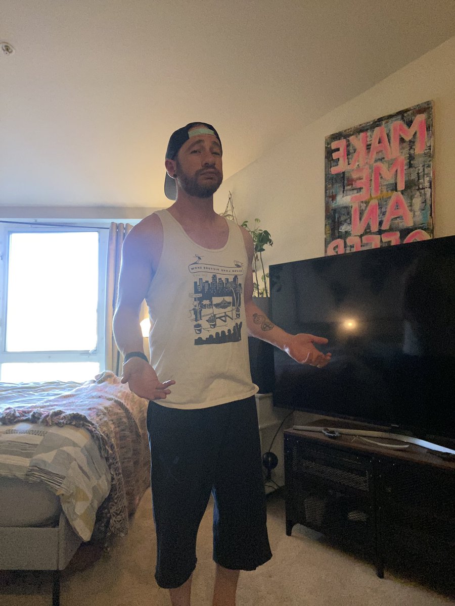 My outfit is giving off major “lost my virginity to an Incubus song” vibes