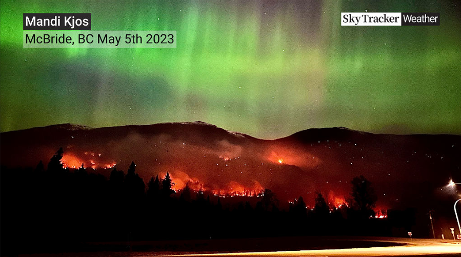 Kristi Gordon on Twitter "The northern lights over McBride, BC while