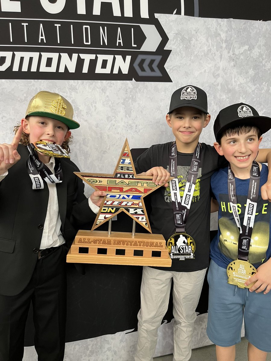 Okanagan Hockey 13s with Gold in 13 Elite Division!