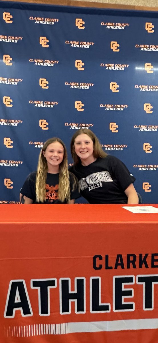 Congrats <a href="/KeiraRohrbach/">Keira Rohrbach</a> on your signing day!!! Proud of you and thank you for being a role model for our younger athletes. Your hard work and commitment has paid off! Congrats!!!