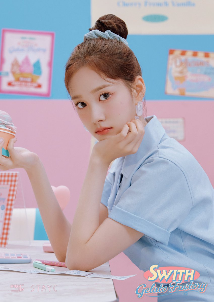 STAYC(스테이씨) tweet media