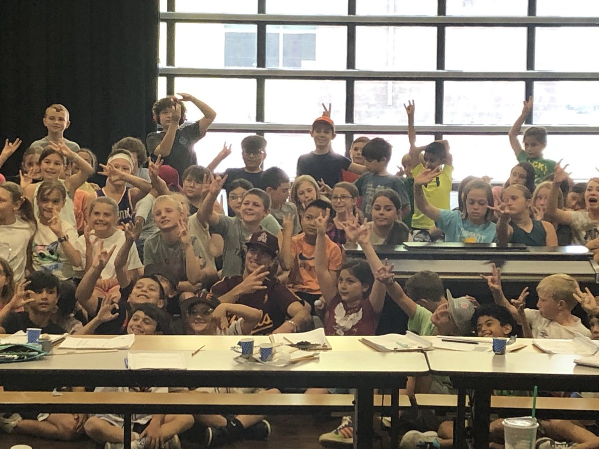 balholm's tweet photo. Thank you @cherokeeSUSD for having me out to speak to the 4th graders for STEM week. I had a remarkable time being able to share my love of physics and baseball with the kids. Proud to be a Cherokee and SUSD alum 🙌 @ASU_Baseball
@thesundevils @asuengineering @palmyraSTEM https://t.co/vdUfXJIUtM