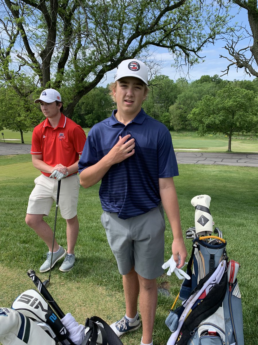 MHSStangsGolf's tweet photo. Congrats to Marquette golf for advancing a team to state (Top 2 teams advance). 

De Smet 313
Marquette 314
Francis Howell 318
Priory 321
Lafayette 326
Rockbridge 335

And 10 other teams. https://t.co/4cM4uLNZLp
