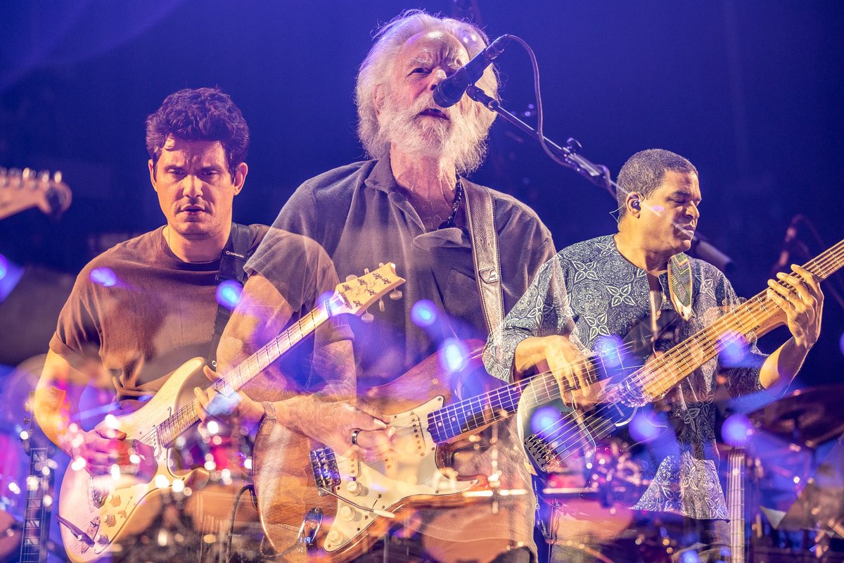Cornell's tweet photo. A night to remember! 🎸🥁🎶

Grateful to host @DeadAndCompany at Barton Hall tonight for @Cornellalumni, students, and fans. #C23 https://t.co/Rl4EQsHCSU