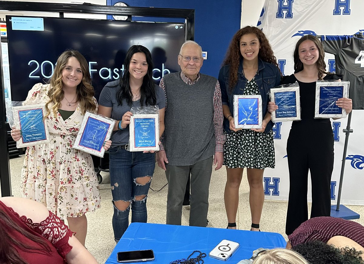Choctaw-Times Awards presented by John Martin tonight‼️

•Jamie Thompson | Fastpitch Defensive Player &amp; Slowpitch Defensive Player 

•Mikah Murray | Fastpitch Defensive Player 

•<a href="/gabbysawyer6/">Gabby Sawyer</a> | Slowpitch Offensive Player

•@kdmullendore | Fastpitch &amp; Slowpitch MVP