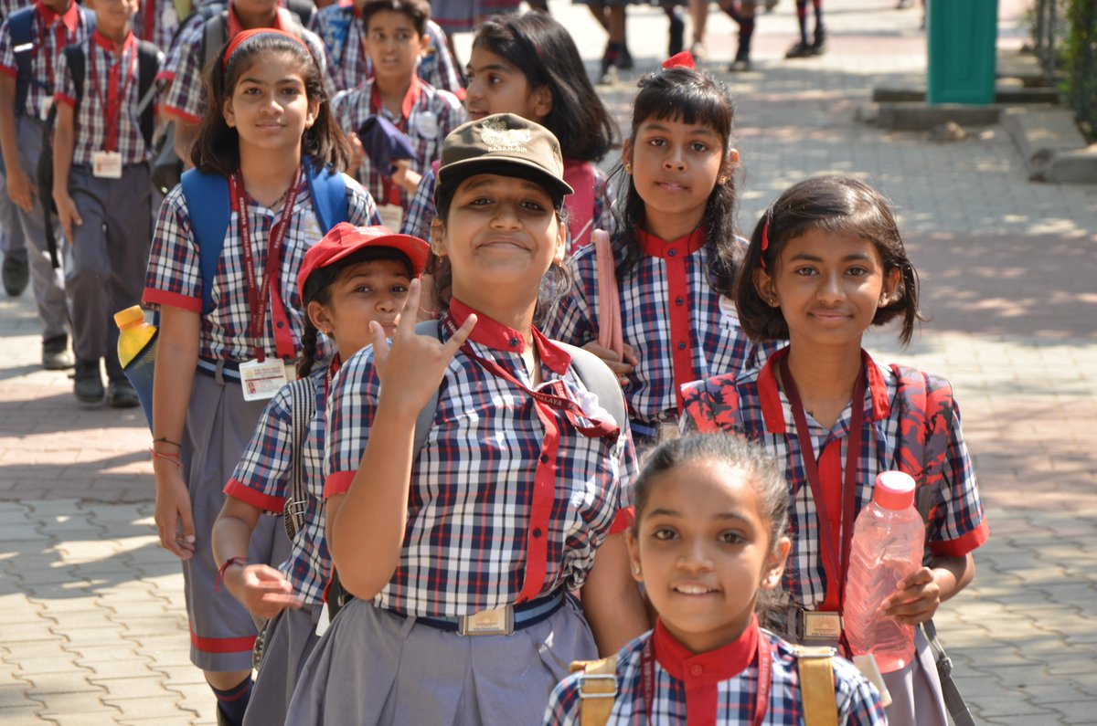 Gujarat #STEMQuizFestival begins today @GujScienceCity!

It inspires #STEM learning that integrates the areas of #Science #Technology #Engineering and #Mathematics.

Students will develop key skills like #problemsolving #creativity #teamwork #communication and #digitalliteracy.