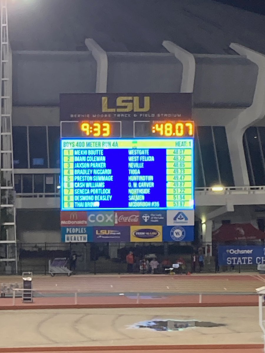 CashWi1liams's tweet photo. Came 6th ovr at state for the 400 ran a 49.87 still not impressed by my time need to improve a lot over the summer . https://t.co/NUEZLT6zmO