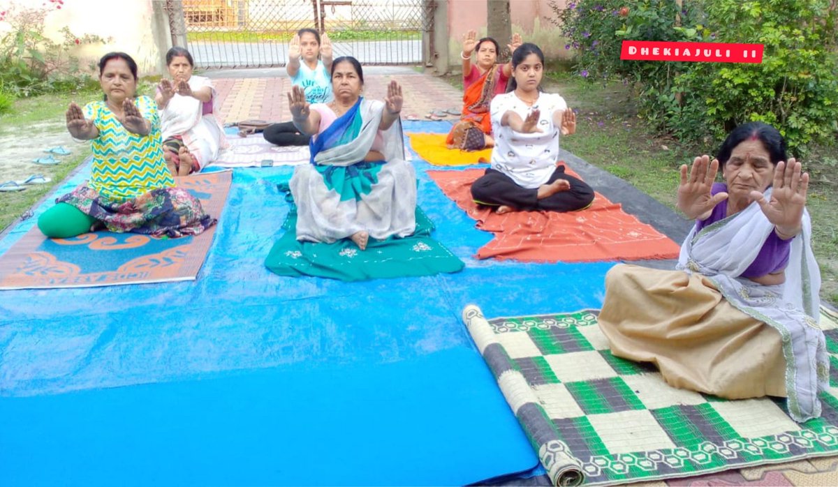 yoga_land's tweet photo. 💐----------------------🧘♀️🧘♂️--------------------💐
Assam #Sonitpur yog Shivir/centres
Yog Mitra... #Ripon #Manju #Pallabi #Barnali and #Dulumoni ji
Date...09.05.2023--------------------🧘♀️🧘♂️ https://t.co/bU4RI53f2U