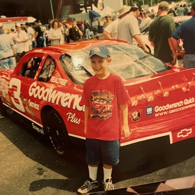 bootybanjo's tweet photo. #NewProfilePic #NASCARThrowbackWeek https://t.co/9PqI6Q3wIy