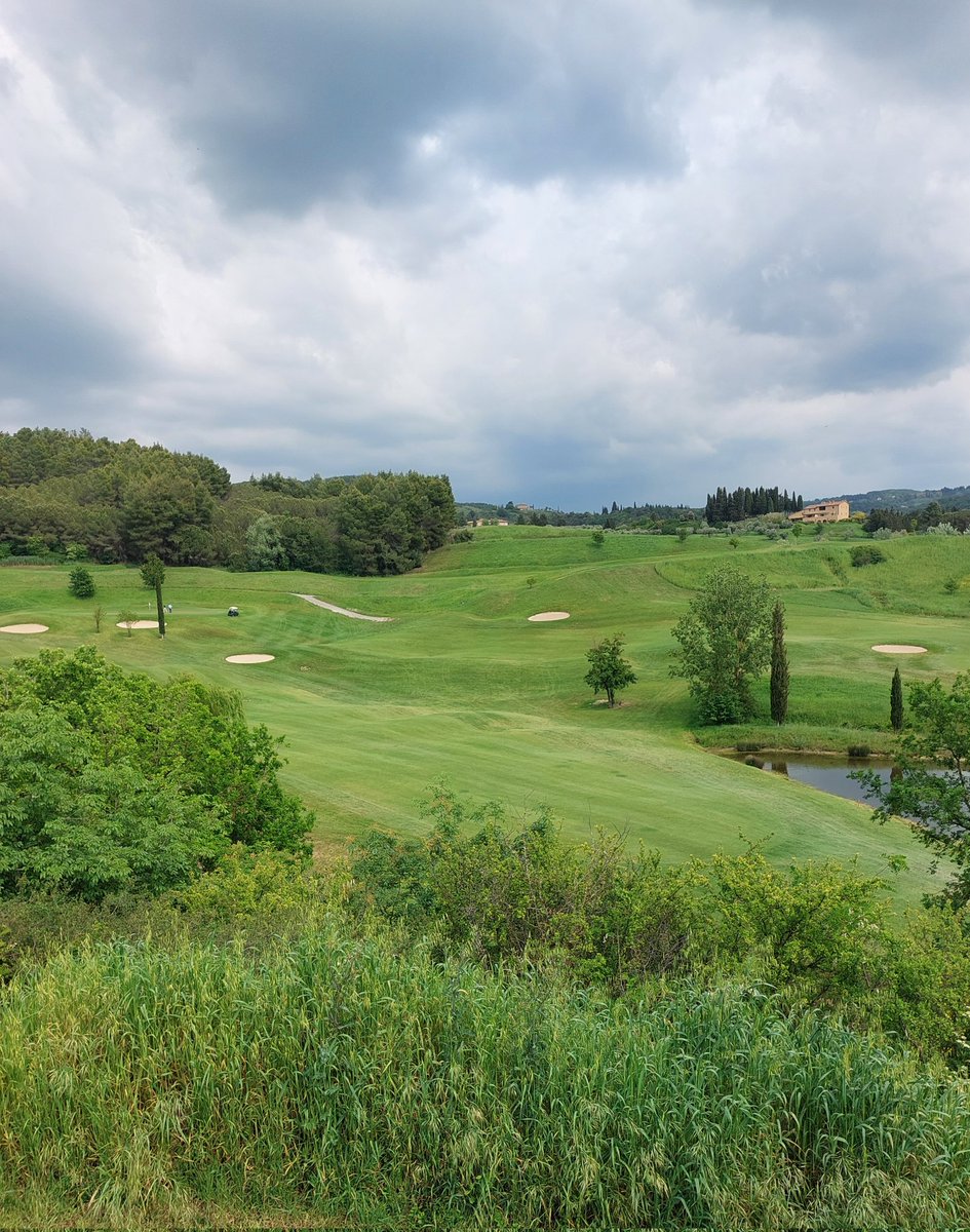 boni_golf's tweet photo. #beyondgolf From #oliveoil to #spirits & #Honey there are a lot of #homemade products to be tasted at #geocertified #Castelfalfi #Golf #Resort 🇮🇹 @sustainablegolf @Ecology1BIGGA @dcq_italia @VisitTuscanyITA #Sustainability #sustainablegolf #tuscany #ilovetuscany # https://t.co/DxJamKv3Oo
