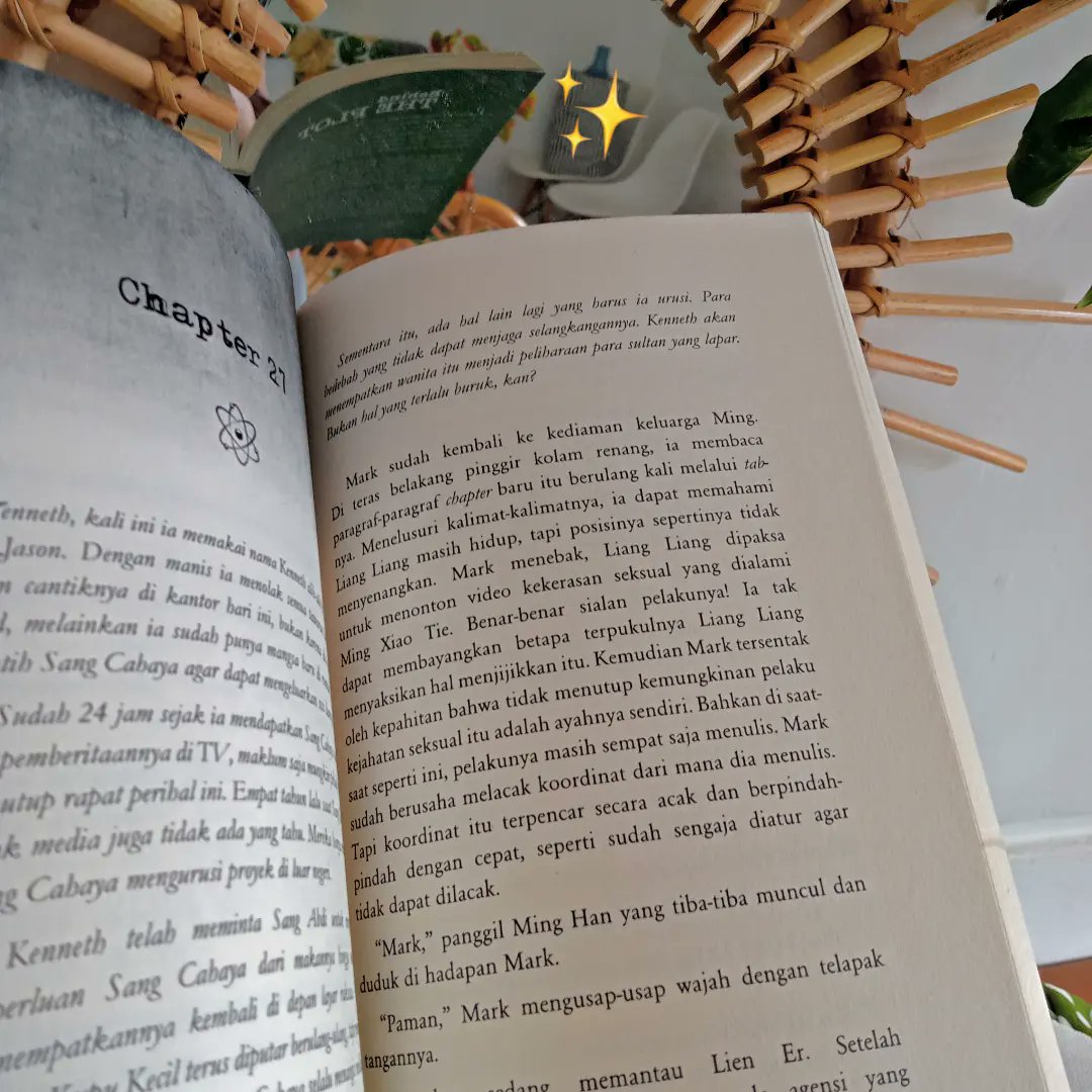 Stiletto_Book's tweet photo. Mau buku GRATIS?
Ikuti giveaway buku Behind The Plot karya Olivya Huang di IG @Stiletto_Book https://t.co/hDscIkLyMK