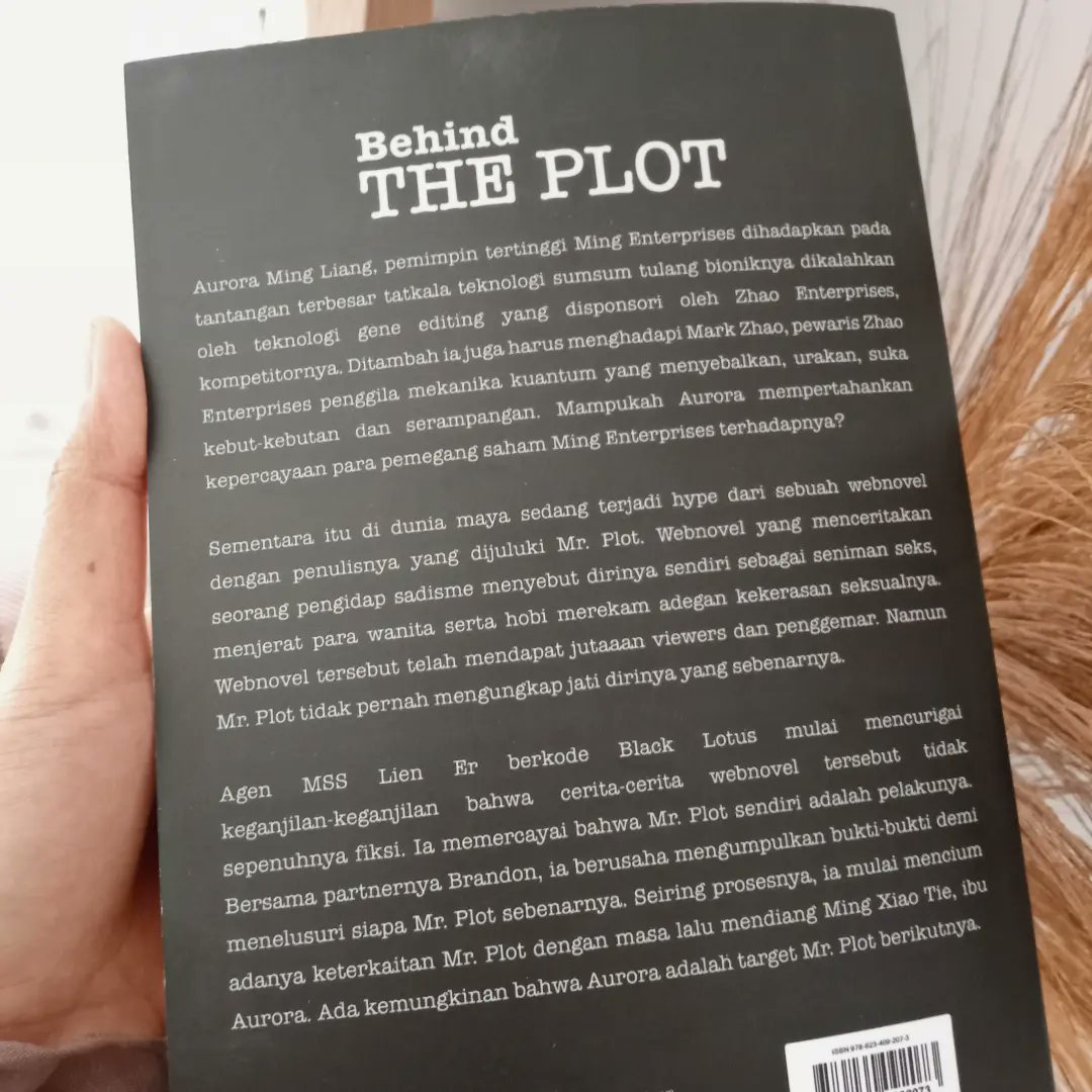Mau buku GRATIS?
Ikuti giveaway buku Behind The Plot karya Olivya Huang di IG <a href="/Stiletto_Book/">Penerbit Stiletto Book</a>