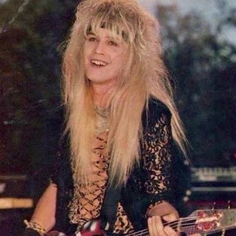 repsol_26's tweet photo. 🎉Happy birthday🎉Eric💜👏🎂🥂👏💜
Your performance is always wonderful🎶🎸🎶 

こっそり浮上.。o○
数日前に転職先が決まり一段落
これから入職日などの話し合いです
やっと働ける😂

#EricBrittingham 
#Cinderella #CHEAPTHRILL
#DEVILCITYANGELS #Happybirthday https://t.co/xw9l4S013I