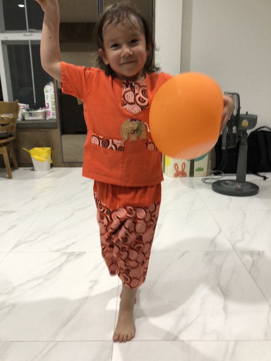 ผมสัญชาติไทย คงไม่ได้เรียนร.ด. เอ็นดูผม ไม่อยากเห็นผมเสี่ยงโดนซ่อมในค่าย กาปาร์ตี้ลิสต์เบอร์ 31 กาส.ส.เขตให้พรรคที่ชัดเจนยกเลิกเกณฑ์ทหาร ไปสะสางมาเฟียในค่าย กา #ก้าวไกล ทั้งสองใบนะคัฟว์

#หัวคะแนนธรรมชาติ
#กาก้าวไกลประเทศไทยไม่เหมือนเดิม