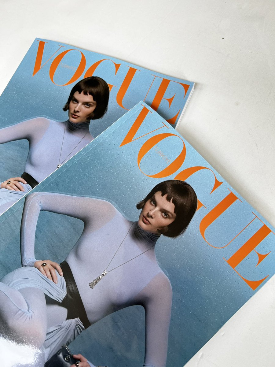 Bu ay <a href="/vogueturkiye/">Vogue Türkiye</a> Liderler sayfasındayım. Bu harika bir duygu. Bayinizden ısrarla isteyiniz🤓
Hey all, this month I’m featured in the "<a href="/vogueturkiye/">Vogue Türkiye</a> Leaders page. This feeling is priceless.