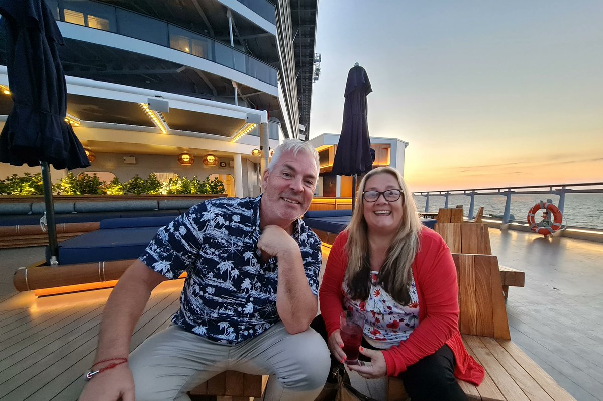 paulandcarole's tweet photo. If you are budgeting for a #cruise then you need to find out how much you are going to spend!
We now have drinks prices for 7 different #cruiselines on our website.
Here are #VirginVoyages Drinks Prices - https://t.co/DzQsZCdXx2
#cruising #budgeting #cruiseprices #barprices https://t.co/LQzALFNkI4