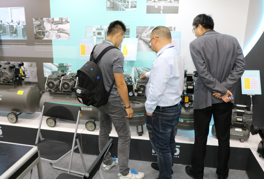 AirKito's tweet image. Glad to meet you all at Canton Fair,friends haven&apos;t seen in three years.

For the friends who couldn&apos;t make it to the scene,welcome to visit our new website below.
chinakito.com

#aircompressor #oilfreeaircompressor #directdrivenaircompressor #beltaircompressor