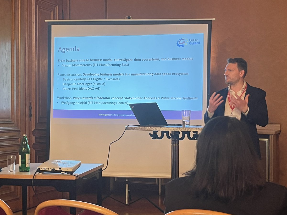 archimate's tweet photo. Actually @EuProGigant develops 2 different #businessmodels:
1️⃣ manufacturing ecosystem
2️⃣ #GaiaX federators (that‘s also valid for #dataspaces operators like @mobilityDS)
#SWDays23 https://t.co/9vmICVfCfW