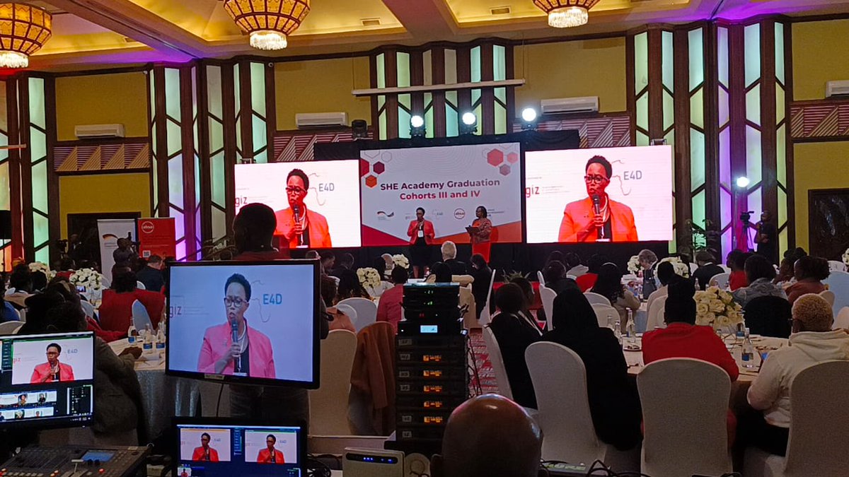 marywthuo's tweet photo. The power of collaborations, world biggest, most pressing humanity challenges worth solving cannot be achieved in isolation. When people come together great things happen.
#SheStars #GIZStars #AbsaStars
#YEHStar #AbsaShe
#womeninBusiness https://t.co/cQm7hI1Xlg