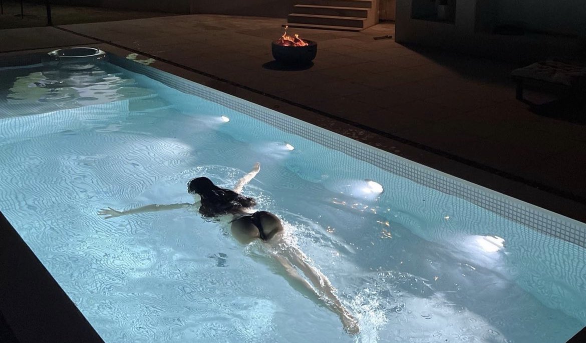 jijitze's tweet photo. 哪里来的垃圾骂我是坦克？我是屁股是做的还是胸是做的？网上骂人不花钱的？我这是坦克？？？？我让你发羞辱我的话不是让你真骂我OK？#反差婊 #骚货 #求羞辱 #骚逼 https://t.co/r4rg7Lh76W