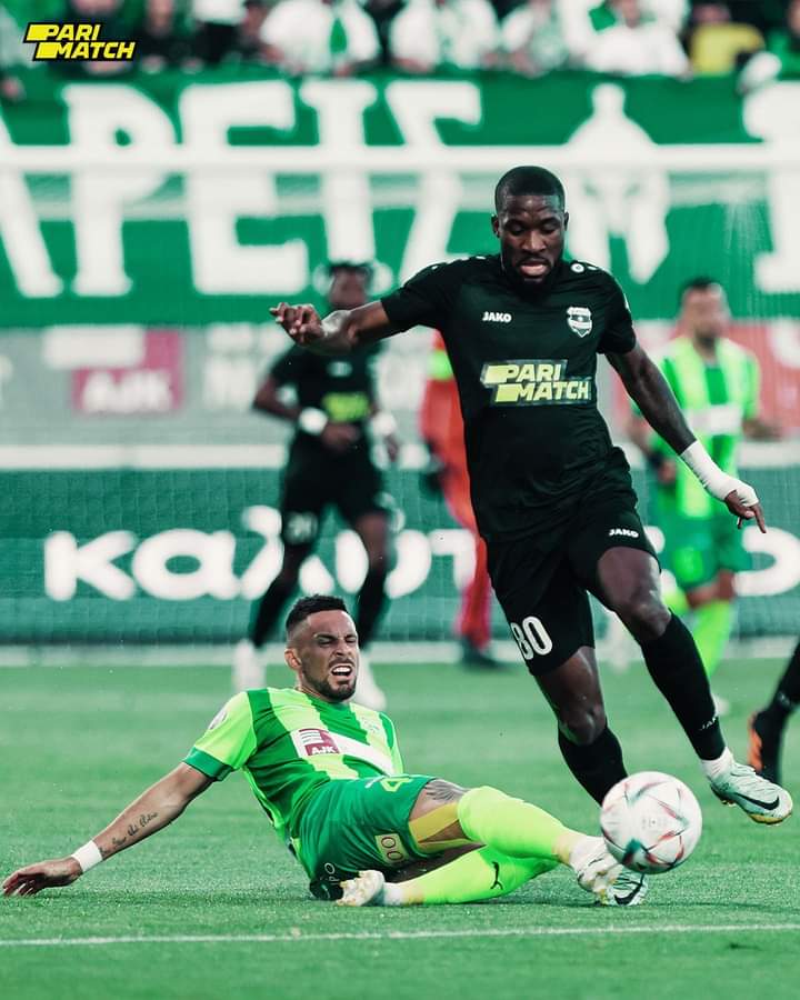 MermozAsDjD's tweet photo. Chypre, 1ère division, playoffs, j7
AEK Larnaca 1-1 @ArisLimassol 
Warren Shavy Babicka et #ArisLimassol tenus en échec à Larnaca mais conservent sa place de leader, assurés de jouer la LDC.
#Gabon 🇬🇦 #Panthères https://t.co/q2eYOQvz66