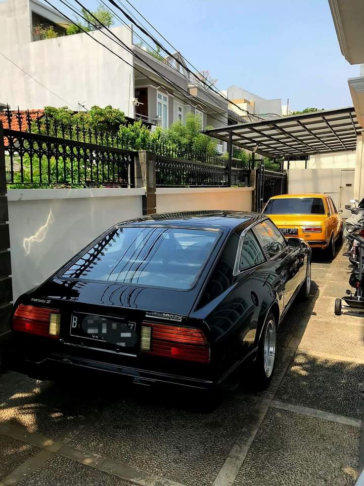 HoldenKlasik's tweet photo. Datsun 280zx fairlady Z
Tahun 1983 
Full papers on april 2024
Engine L28 (2800cc) first injection 
AT 
90%++ original OEM Part
Electric nyala semua
Wheels Atara R15 silver chrome
Power window + AC
No minus! 
Ready jalan bukan ready dandan 😁😁😁
Lokasi jakarta
Wa : 08111678099 https://t.co/GbopJ3uNE3