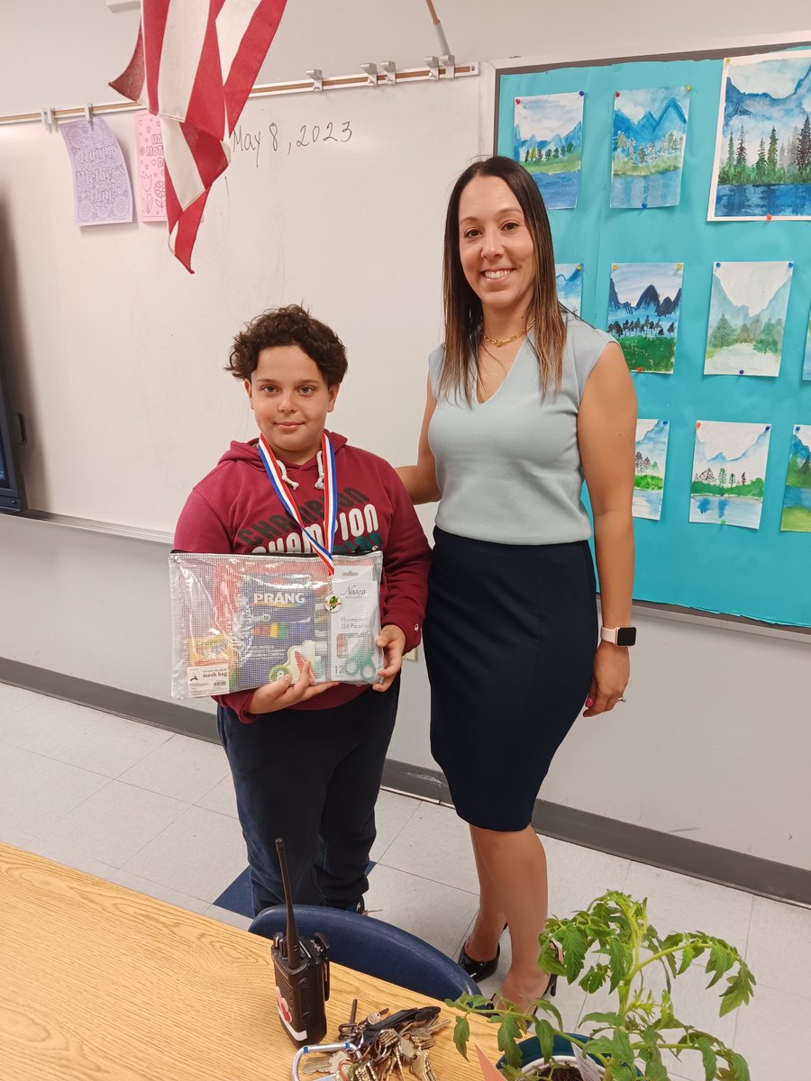 ColungaAmarilys's tweet photo. Celebrating Achievement!!! Every Drop Counts Children's Poster Contest - Showcasing creative talents.@KPELions,@STEAMDesignated,@MDCPSSTEAM@ https://t.co/nNCJsasZvM