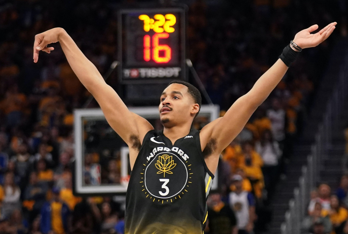 Genuinely curious about what the Warriors fans think of Jordan Poole's future with the Warriors.

Bro's becoming nearly unplayable.
