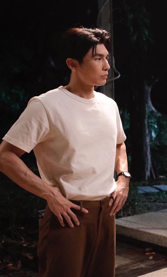 aefbo1's tweet photo. เจ้าที่แรง จ้องแย่งซีน
เท���าเอววีน ตาเขียวปั๊ด
ดุค๊ะดุ แถมหึงสู้ฟัด
ก็เลยเลิกแลกหมัดกับเจ้
😁😆🤣😂

รักนะคับ🤟มากด้วย
@MSuppasit
#MewSuppasit 
#มิวศุภศิษฏ์ https://t.co/kEtqQAu2mg