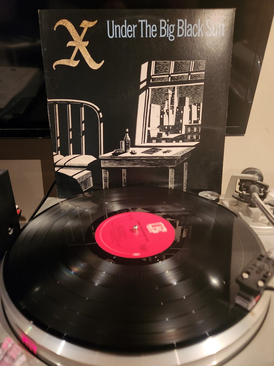 SpinVinyl1's tweet photo. X's third album was their major label debut with Elektra. Ray Manzarek still producing they pulled out all the stops and explored new territory with songs like Riding With Mary and Come Back To Me.
#X @UnderTheBigBlackSun #TheHungryWolf #BlueSpark #BecauseIDo #vinylrecords https://t.co/XpiHpC6pn3