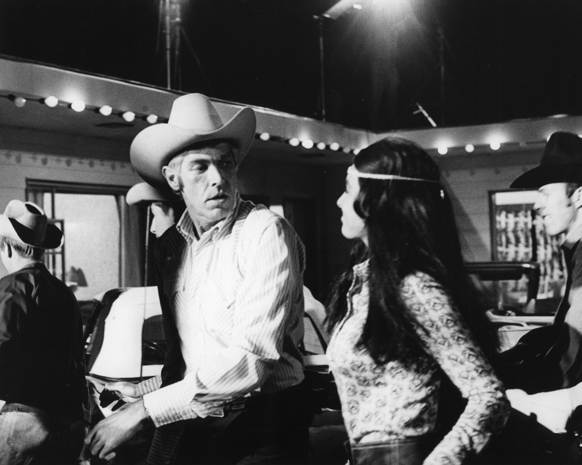 Anne Archer tweet media