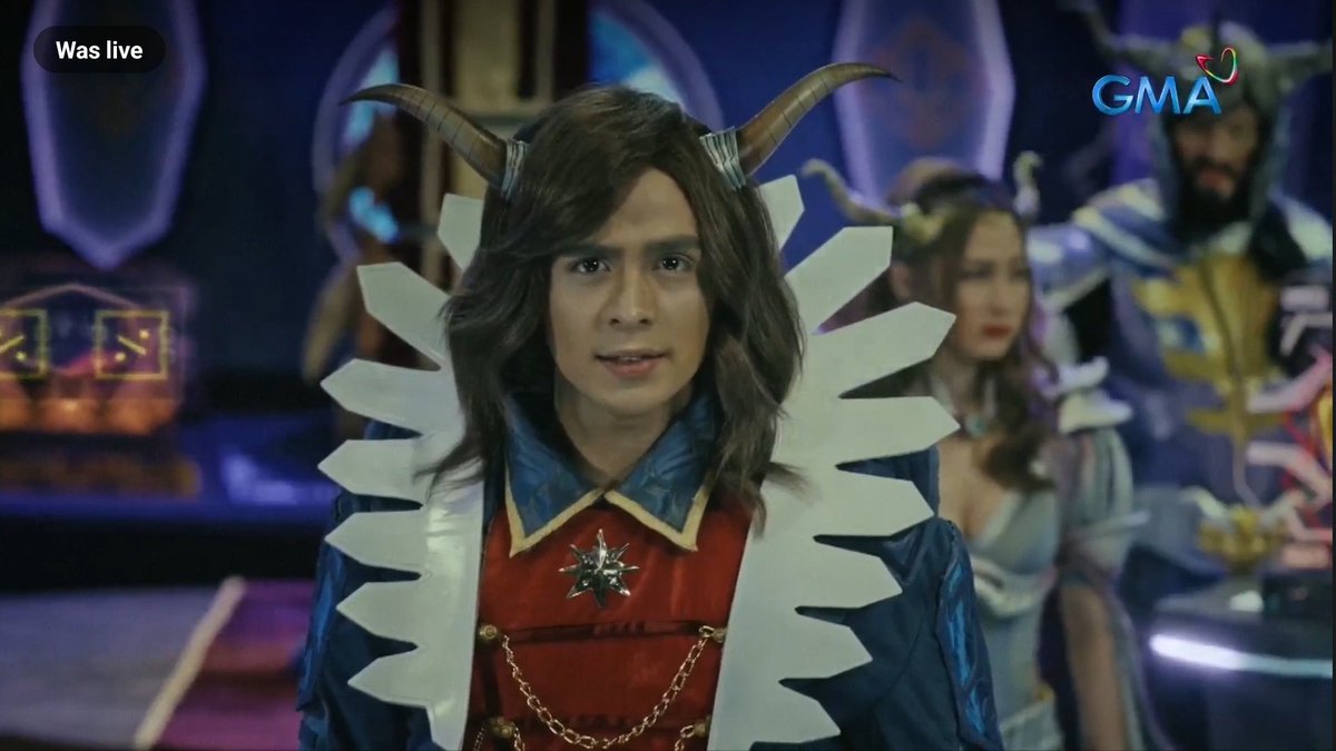 itsmelendel's tweet photo. Still can't get over of how @mart_drosario incredibly portrays Prince Zardoz character in @VoltesVLegacy . From his costume, his looks, his delivery of lines, his emotions - everything's perfect. Gosh! Mapapamahal ako nito sa villain! Haha.

#VoltesVLegacyTheTVPremiere https://t.co/nwfCJpS1uy