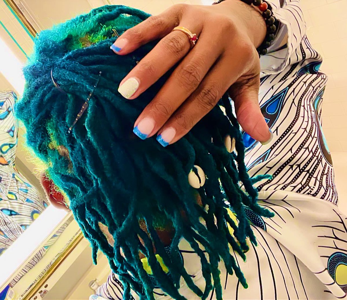 Hang time 🤭🤭🤣🤭😂😂🤦🏽‍♀️😮‍💨🥷🏽💙🩵💚🖤 #mermaidlocs #mermaidhair #colorlocs #locs #greenhair #bluehair #bluelocs #greenlocs