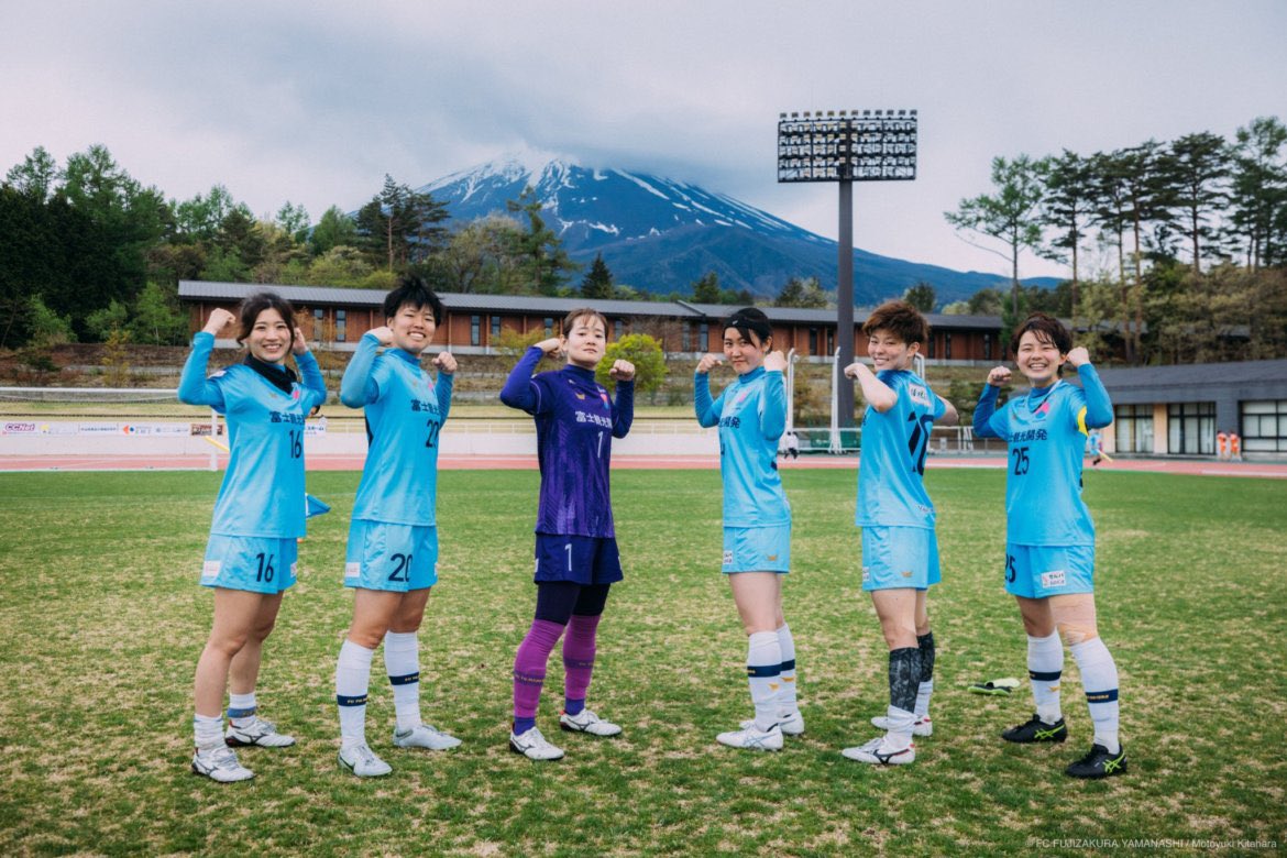 nanami_kam73's tweet image. もかさん100試合おめでとうございます㊗️
いつも盛り上げたりしてチームを引っ張ってくれてありがとうございます！！
これからも付いていきます頼りにしてます✌️

#FCふじざくら山梨
#菅百花
#KFL
#次は150試合😎
#もかさんの翔呼び好き🤭