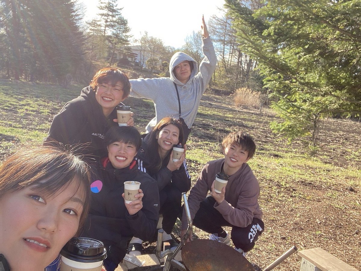 nanami_kam73's tweet image. もかさん100試合おめでとうございます㊗️
いつも盛り上げたりしてチームを引っ張ってくれてありがとうございます！！
これからも付いていきます頼りにしてます✌️

#FCふじざくら山梨
#菅百花
#KFL
#次は150試合😎
#もかさんの翔呼び好き🤭