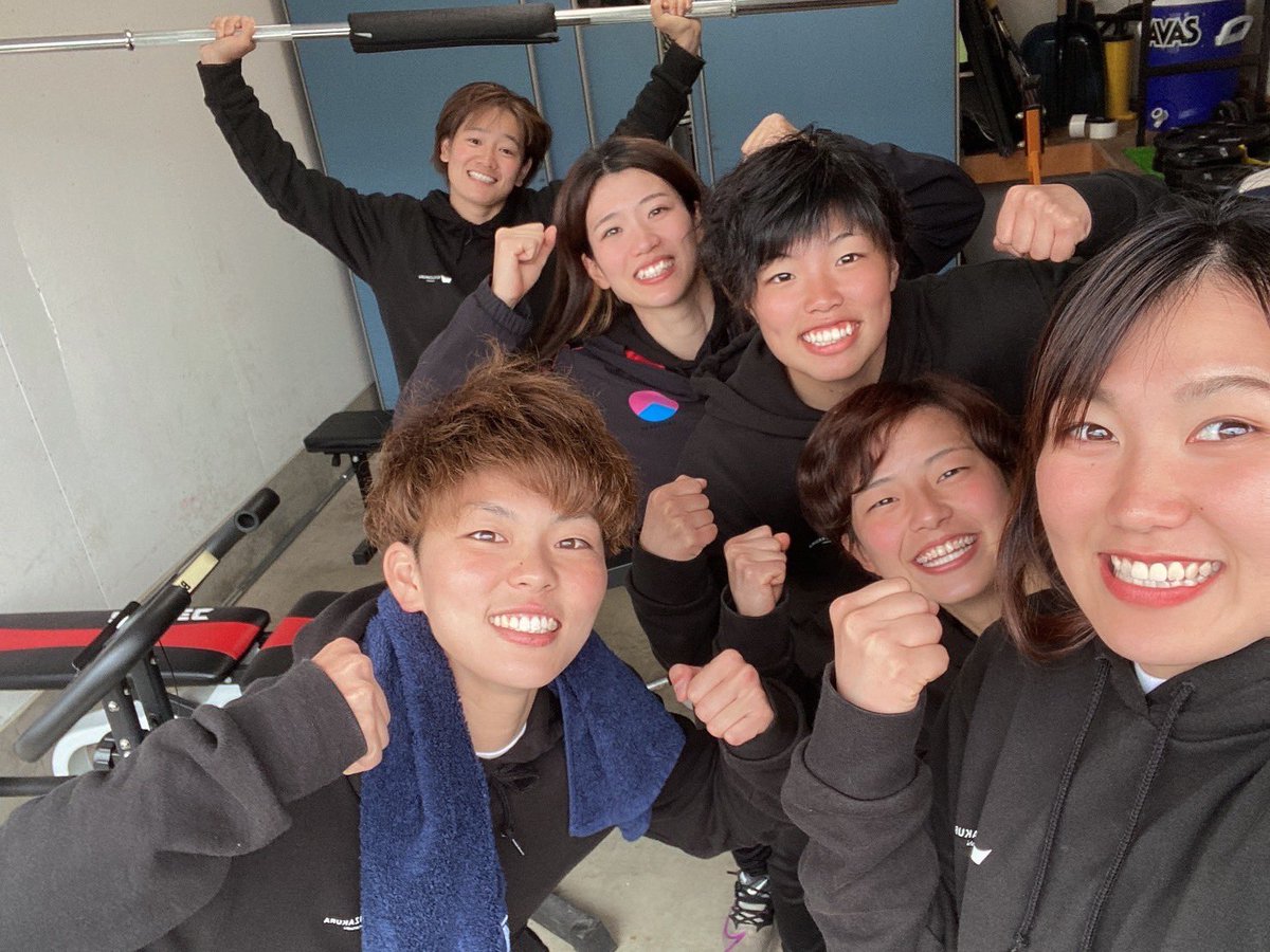 nanami_kam73's tweet image. もかさん100試合おめでとうございます㊗️
いつも盛り上げたりしてチームを引っ張ってくれてありがとうございます！！
これからも付いていきます頼りにしてます✌️

#FCふじざくら山梨
#菅百花
#KFL
#次は150試合😎
#もかさんの翔呼び好き🤭