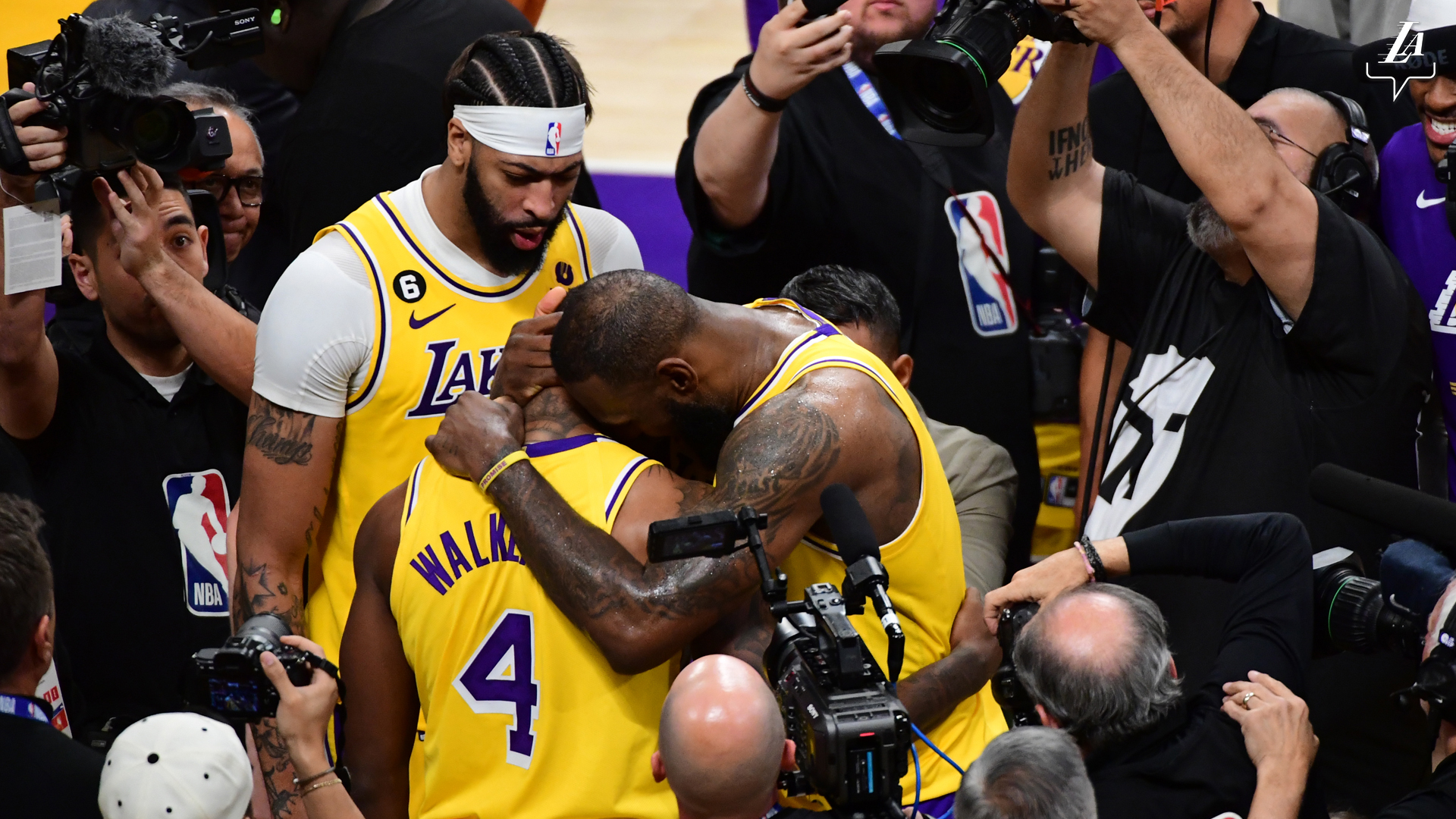 los-angeles-lakers-on-twitter-our-guys-kingjames-27-pts-9-reb