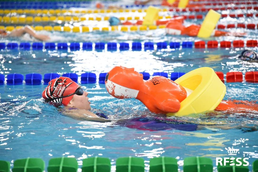 RFESS1's tweet photo. 🏆 𝗥𝗘𝗦𝗨𝗟𝗧𝗔𝗗𝗢𝗦 || 37 récords, dos de ellos del Mundo, en el XI Abierto Internacional (#SpanishOpen23) que congregó a más de 500 socorristas en #Castelló 🛟

ℹ️ Toda la info en el enlace ➡️ https://t.co/oqlw9zv0g8

#salvamentoysocorrismo https://t.co/c7eLJTFB8I