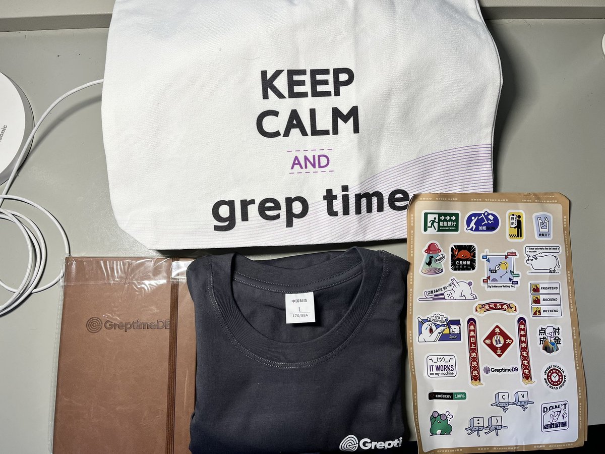 Say91147978's tweet image. I’m thrilled to have received the gift from #GreptimeDB , and the T-shirt looks fantastic!