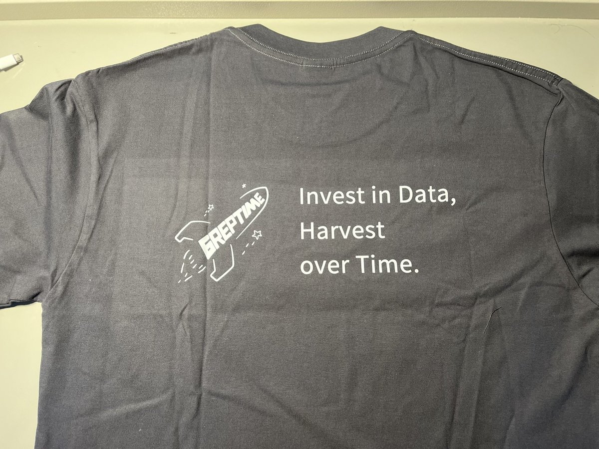 Say91147978's tweet image. I’m thrilled to have received the gift from #GreptimeDB , and the T-shirt looks fantastic!